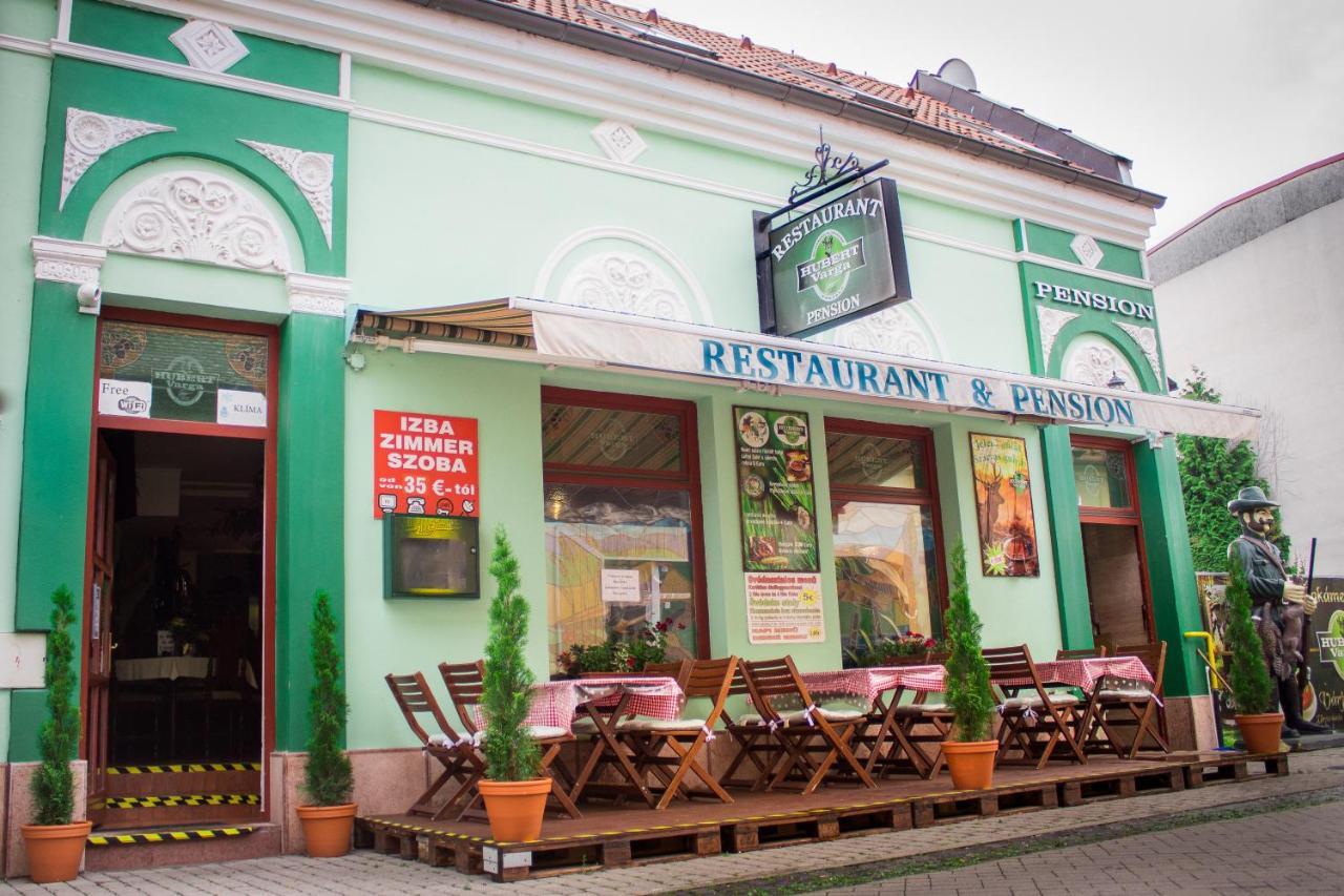 Hubert Varga Komarno Exterior photo